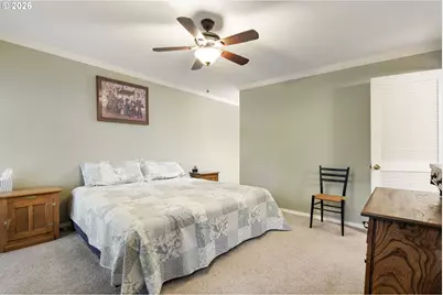 14085 SW Linda Ln, Beaverton, OR 97006 - Photo 21