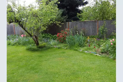 14085 SW Linda Ln, Beaverton, OR 97006 - Photo 47