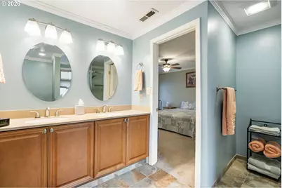 14085 SW Linda Ln, Beaverton, OR 97006 - Photo 25