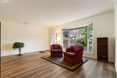 14085 SW Linda Ln, Beaverton, OR 97006 - Photo 9