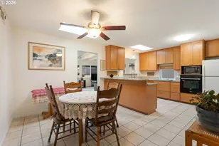 14085 SW Linda Ln, Beaverton, OR 97006 - Photo 13