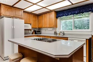 87919 Huston Rd, Veneta, OR 97487 - Photo 7