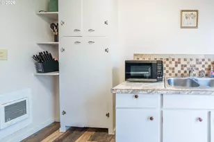 1933 NW Harbor Ave, Lincoln City, OR 97367 - Photo 17