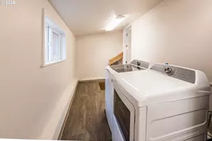 1933 NW Harbor Ave, Lincoln City, OR 97367 - Photo 25