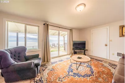 1933 NW Harbor Ave, Lincoln City, OR 97367 - Photo 9