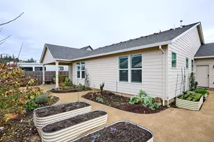 807 Ike Mooney Rd, Silverton, OR 97381 - Photo 31