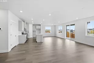 7797 NW 146th Ter, Portland, OR 97229 - Photo 3