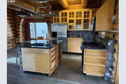 507 Elrod Ave, Maupin, OR 97037 - Photo 9