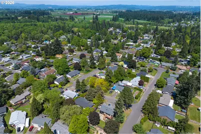 440 NW Yonia Ct, Hillsboro, OR 97124 - Photo 45