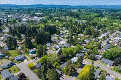 440 NW Yonia Ct, Hillsboro, OR 97124 - Photo 43