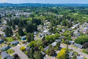 440 NW Yonia Ct, Hillsboro, OR 97124 - Photo 43