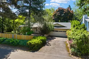 440 NW Yonia Ct, Hillsboro, OR 97124 - Photo 35