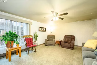 1245 SW Gilorr St, McMinnville, OR 97128 - Photo 9