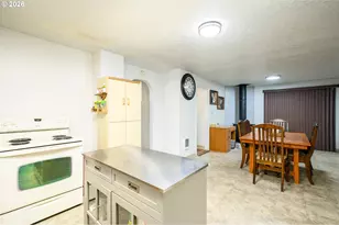 1245 SW Gilorr St, McMinnville, OR 97128 - Photo 25