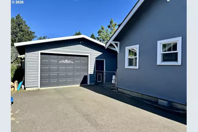 10303 S D St, Island City, OR 97850 - Photo 3