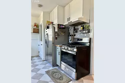 10303 S D St, Island City, OR 97850 - Photo 21