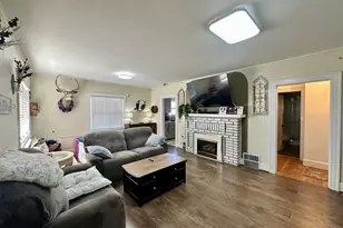 10303 S D St, Island City, OR 97850 - Photo 9