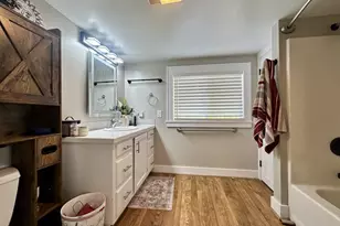 10303 S D St, Island City, OR 97850 - Photo 33