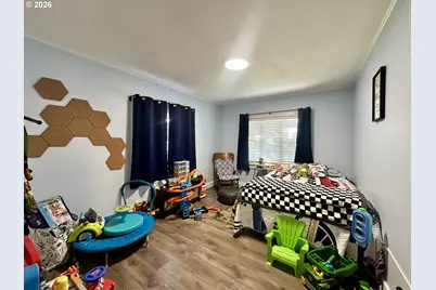 10303 S D St, Island City, OR 97850 - Photo 27
