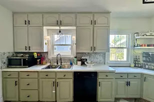 10303 S D St, Island City, OR 97850 - Photo 17