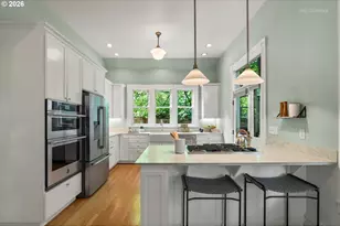 2104 SW Spring St, Portland, OR 97201 - Photo 11