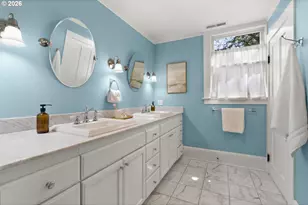 2104 SW Spring St, Portland, OR 97201 - Photo 23