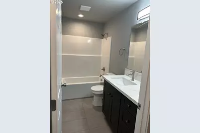 4831 SE 118th Pl SE, Portland, OR 97266 - Photo 5