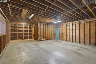 1745 SE Brookwood Ave, Hillsboro, OR 97123 - Photo 31