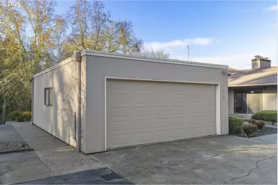 1745 SE Brookwood Ave, Hillsboro, OR 97123 - Photo 29