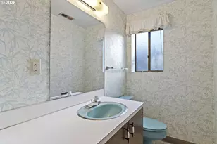 1745 SE Brookwood Ave, Hillsboro, OR 97123 - Photo 21