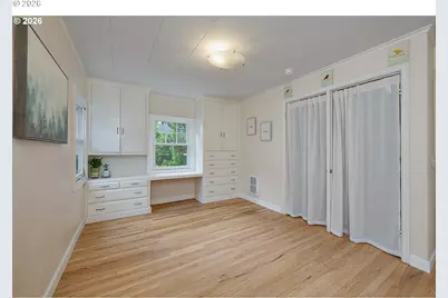 11251 SW Capitol Hwy, Portland, OR 97219 - Photo 11