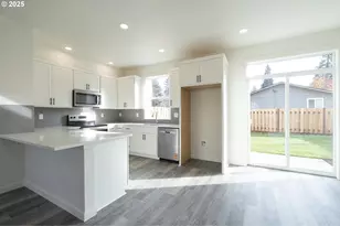 14718 SE Powell Blvd, Portland, OR 97236 - Photo 5