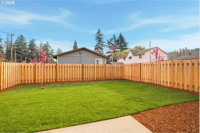 14718 SE Powell Blvd, Portland, OR 97236 - Photo 13
