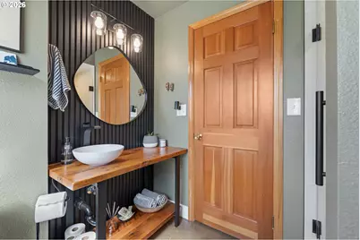 4065 SW 91st Ct, Portland, OR 97225 - Photo 35
