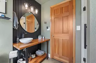 4065 SW 91st Ct, Portland, OR 97225 - Photo 35