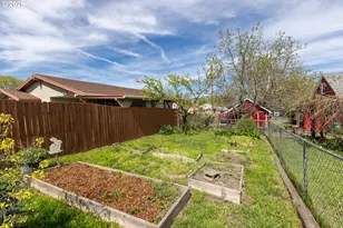 1411 G St, The Dalles, OR 97058 - Photo 17