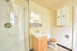 605 Fulvue Dr, Eugene, OR 97405 - Photo 27