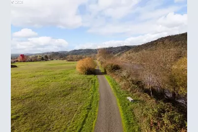 164 Jacob Hale Way, Roseburg, OR 97471 - Photo 41