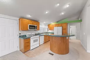 164 Jacob Hale Way, Roseburg, OR 97471 - Photo 9