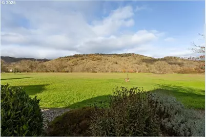 164 Jacob Hale Way, Roseburg, OR 97471 - Photo 33