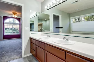 1077 SE Dogwood Ln, Gresham, OR 97080 - Photo 23