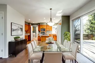 1077 SE Dogwood Ln, Gresham, OR 97080 - Photo 9