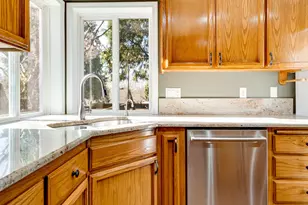 1077 SE Dogwood Ln, Gresham, OR 97080 - Photo 15