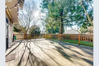 1077 SE Dogwood Ln, Gresham, OR 97080 - Photo 41