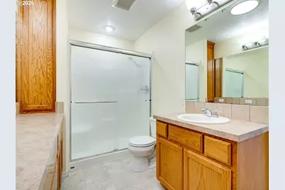 1077 SE Dogwood Ln, Gresham, OR 97080 - Photo 37