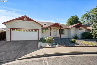 1785 Brookhurst Way, Grants Pass, OR 97527 - Photo 1