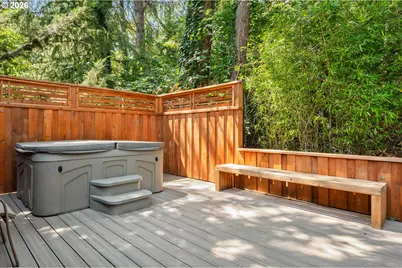 583 Lochmoor Pl, Eugene, OR 97405 - Photo 41