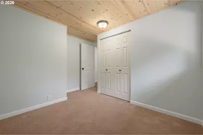 583 Lochmoor Pl, Eugene, OR 97405 - Photo 27
