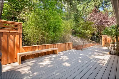 583 Lochmoor Pl, Eugene, OR 97405 - Photo 41