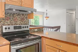 583 Lochmoor Pl, Eugene, OR 97405 - Photo 15